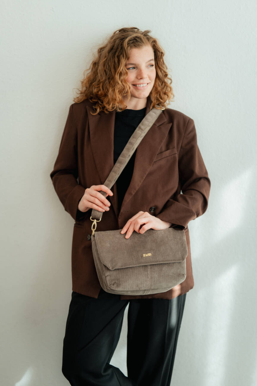 Zwei Benelux Mademoiselle.M M60